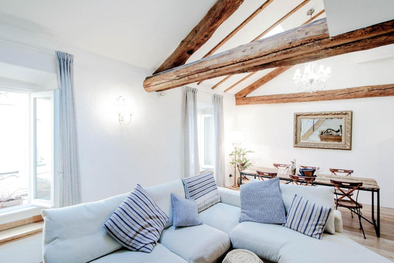 Apartment House Of Dreams *