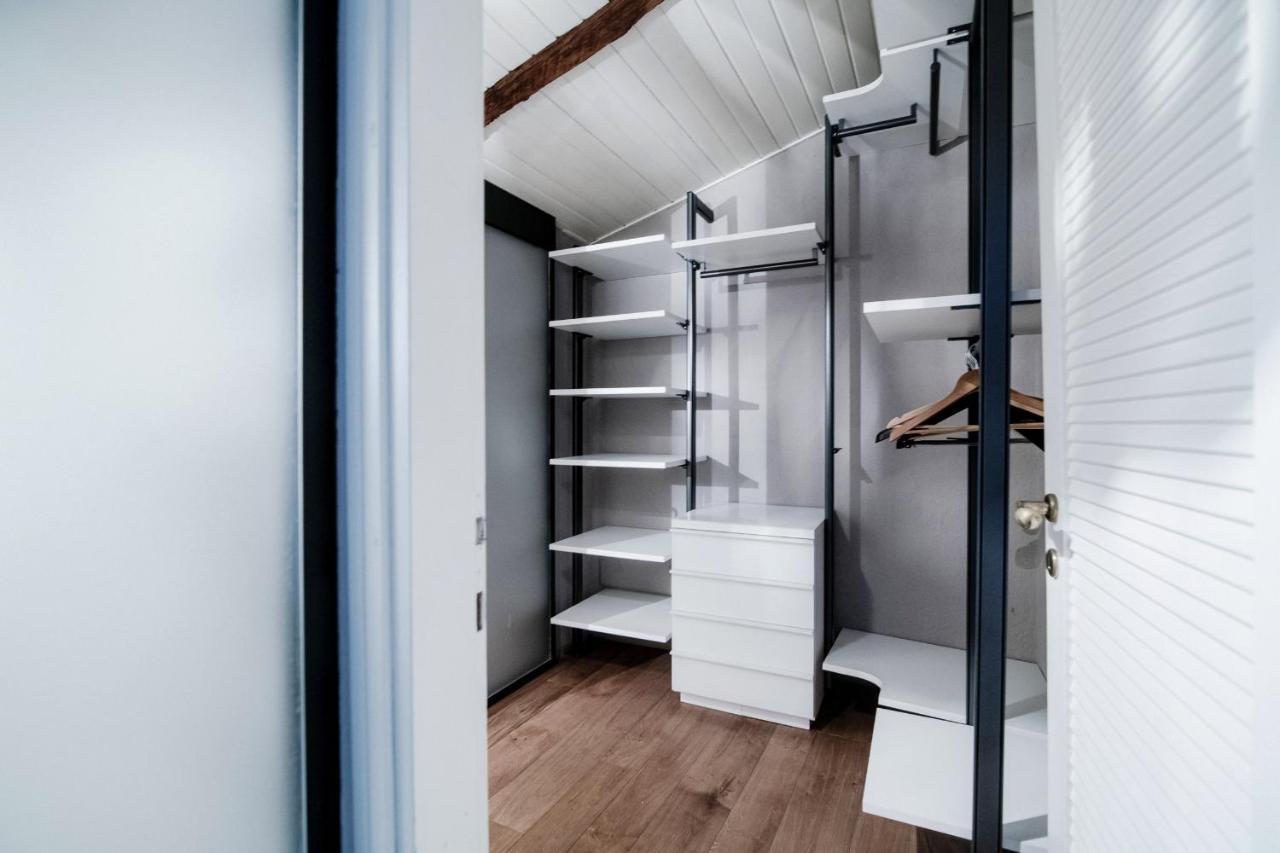 Apartment House Of Dreams *